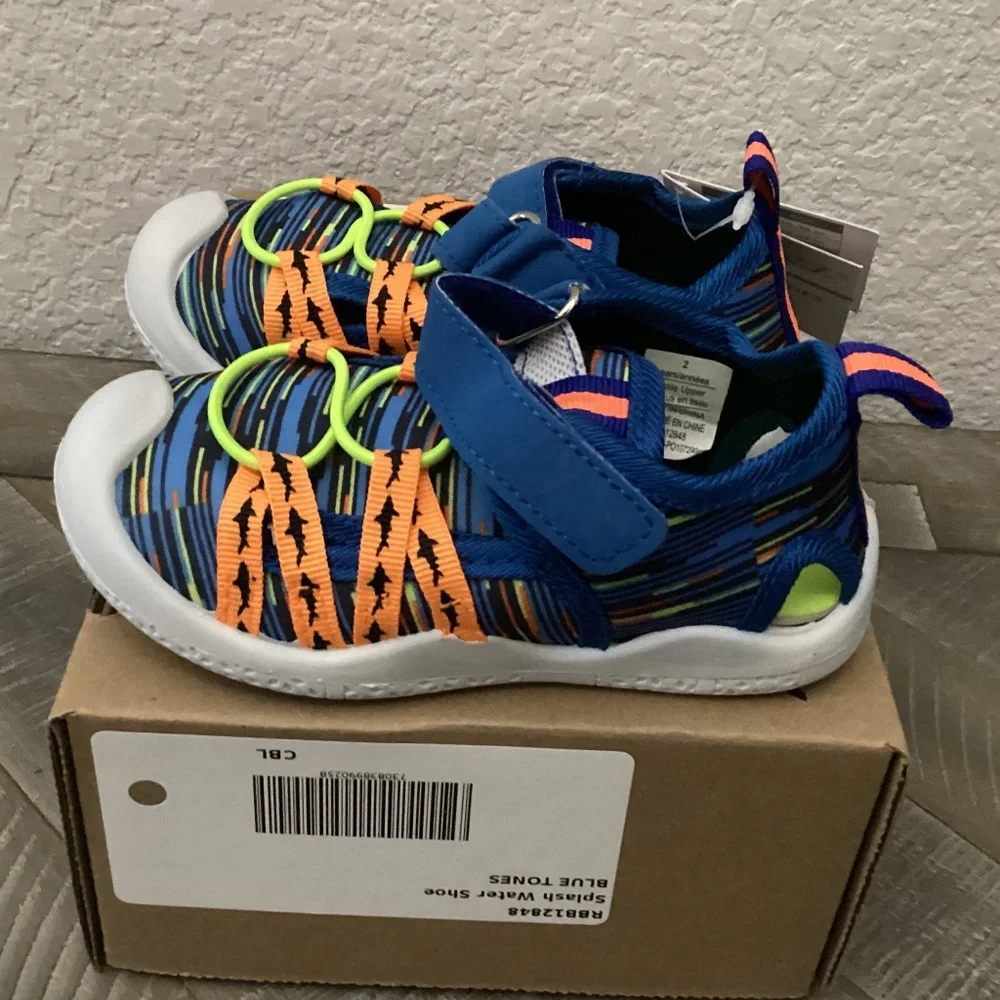 ROBEEZ Splash Water Shoe, size 7